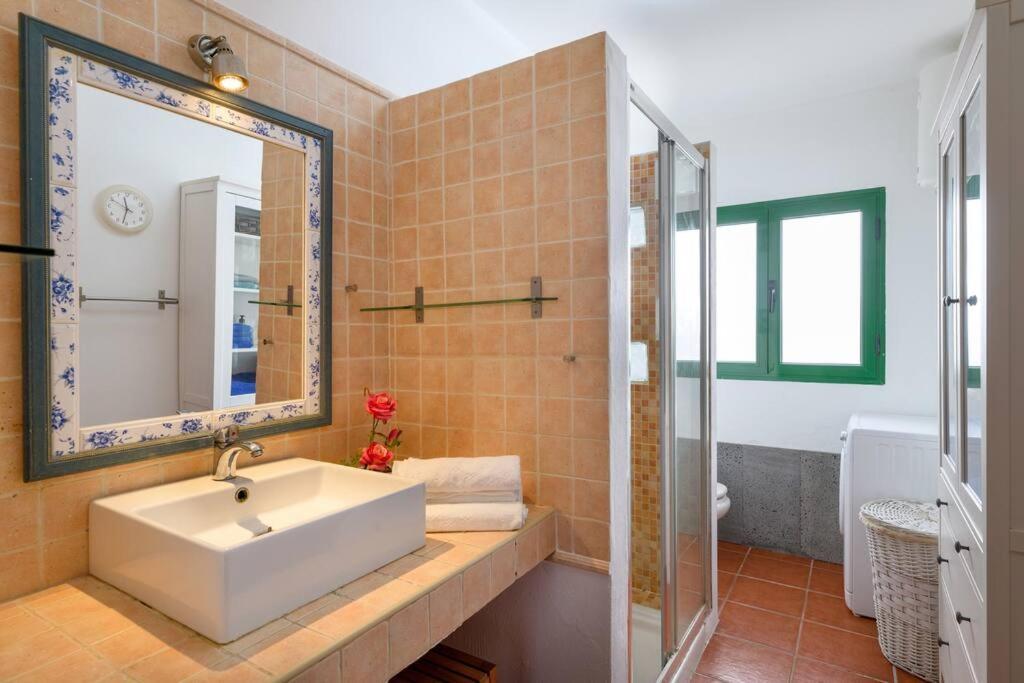 Hermosa Casa Vacacional, Muy Cerca A La Playa. Guatiza Exteriér fotografie